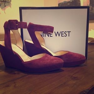 Nine West Larsson Wedges
